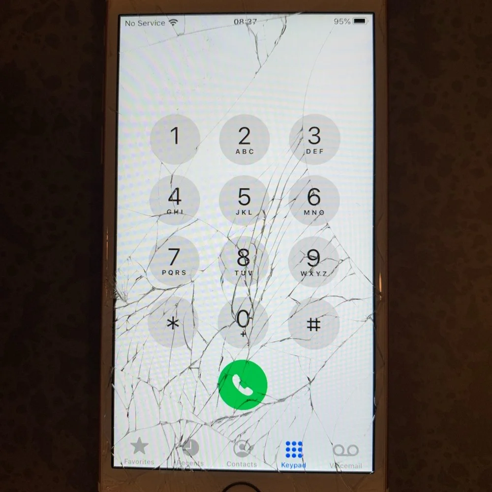 IPhone 6S 32 GB, Rose Gold, fully functional, cracked screen